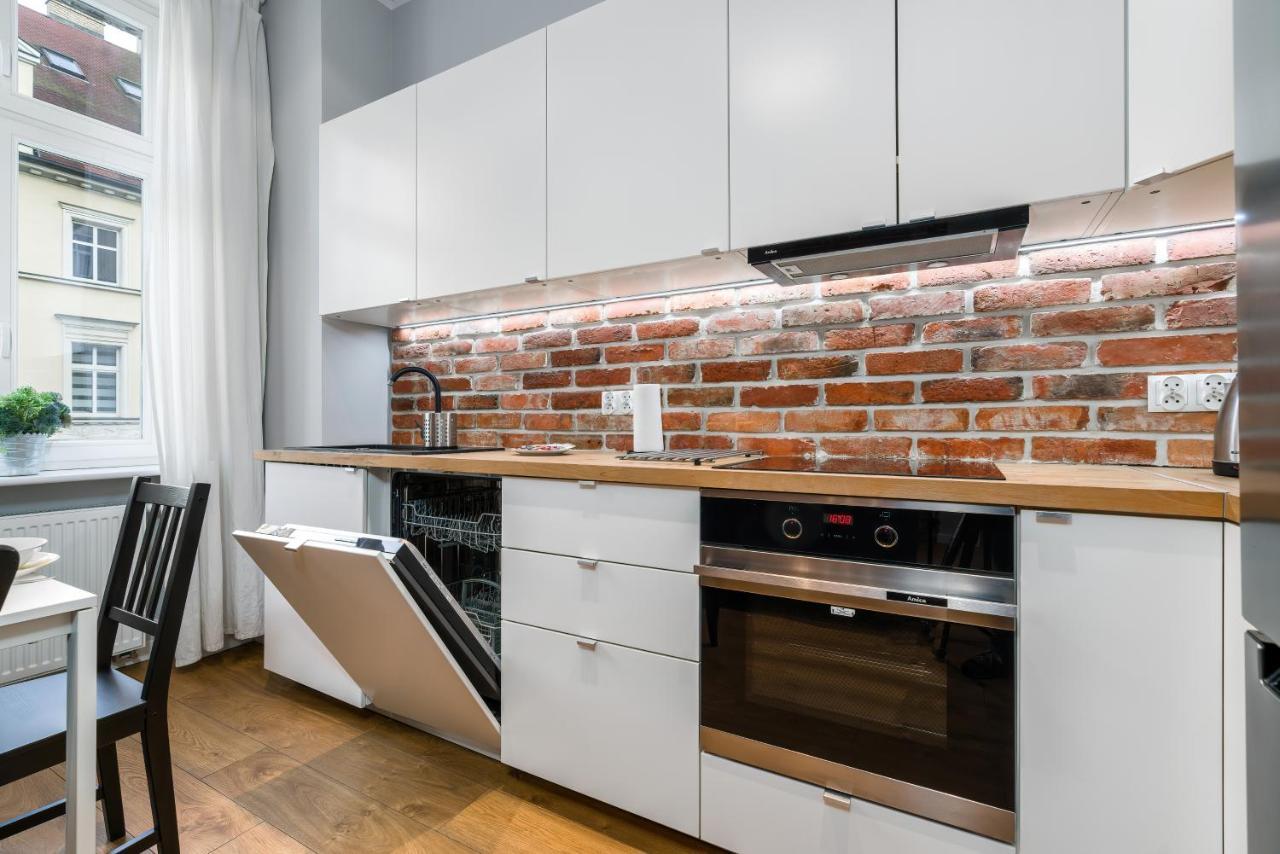 Old Town Apartment Garbary By Noclegi Renters Poznan Dış mekan fotoğraf