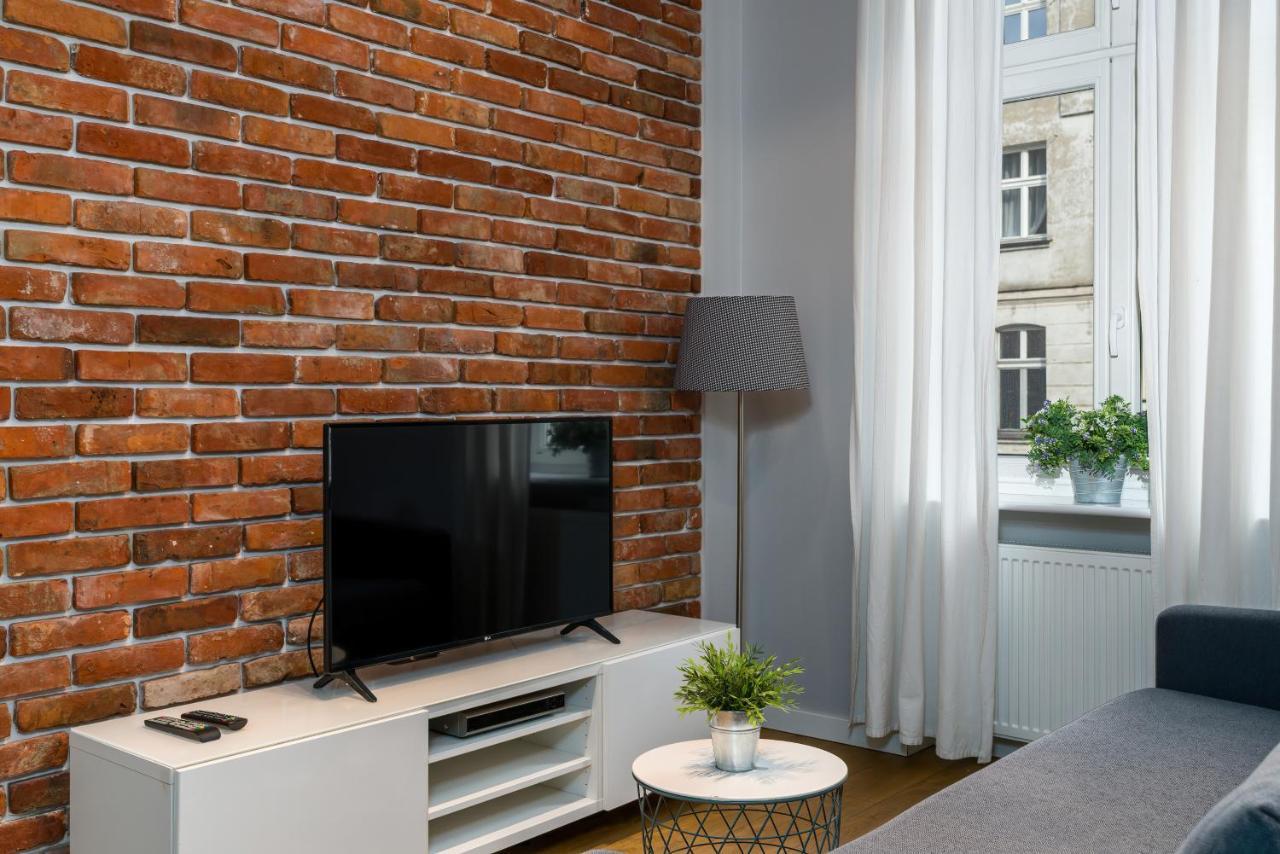 Old Town Apartment Garbary By Noclegi Renters Poznan Dış mekan fotoğraf